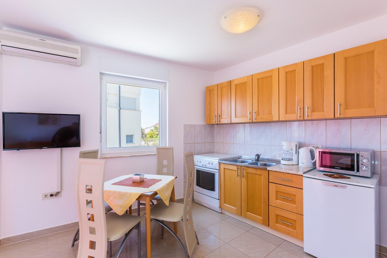 Apartments Tomo Медулин Екстериор снимка